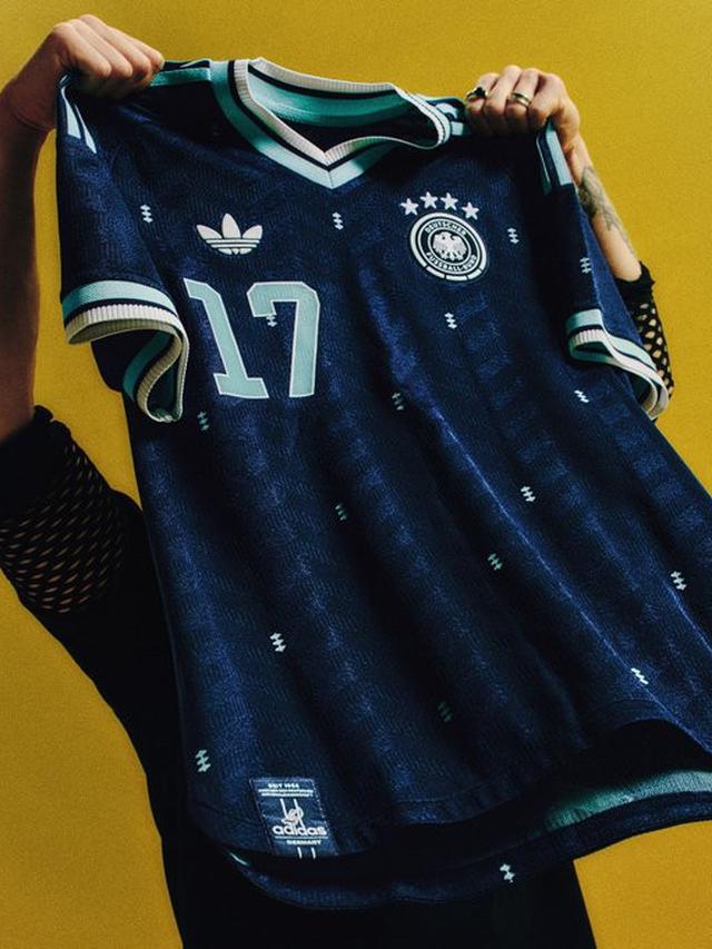 Jersey away Timnas Jerman untuk Piala Dunia 2026