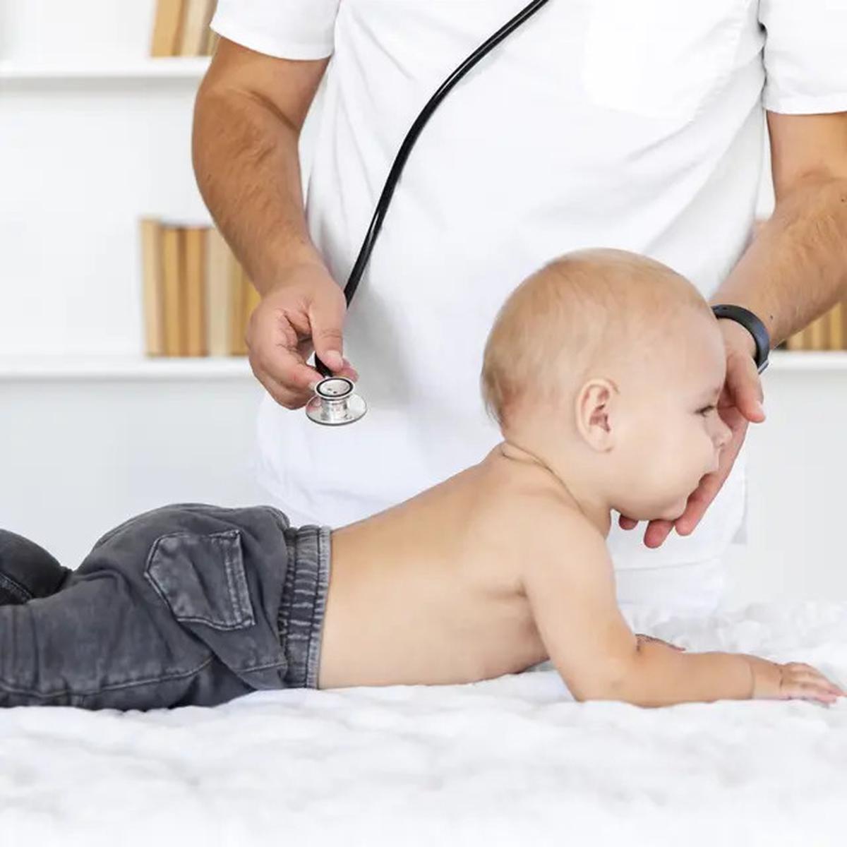 6 Tanda Bayi Sakit Punggung, Kenali Gejala dan Tips Mengatasinya untuk Kenyamanan Si Kecil