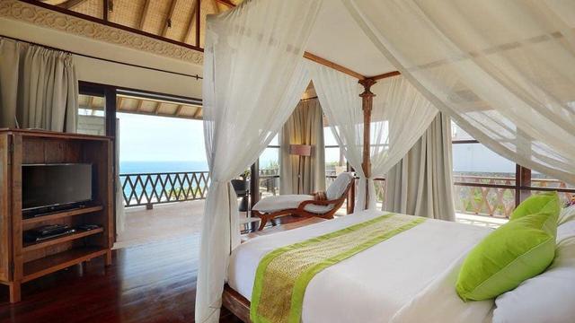 7 Potret Villa Mewah Hotman Paris di Bali, Miliki Pemandangan Laut