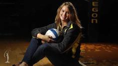 Alaina Bergsma, pevoli berdarah Amerika Serikat dan juga Miss Oregon 2012 akan tampil bersama Gresik Petrokimia dalam Proliga 2016.