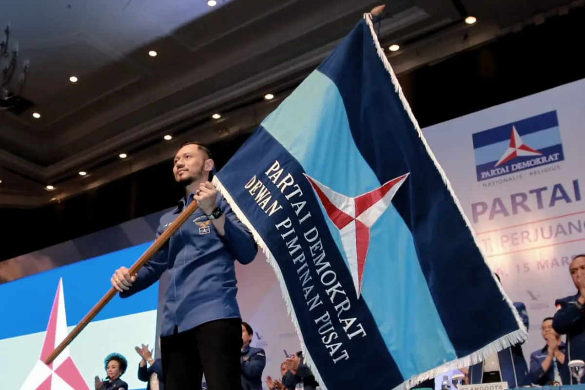 Momen AHY Kibarkan Panji Demokrat