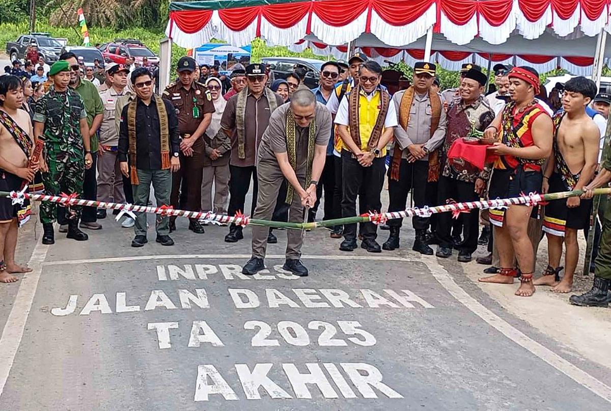 FOTO: Jalan Sungai Sapah Sepadak Terwujud Setelah Puluhan Tahun Penantian