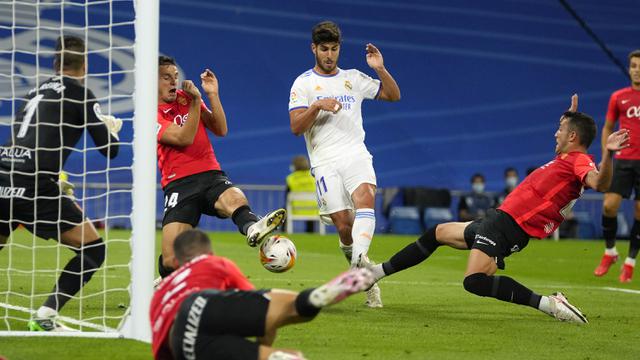 Foto: Asensio Hattrick, Benzema Brace, Real Madrid Pesta Gol ke Gawang Mallorca di Pekan Keenam Liga Spanyol 2021 / 2022
