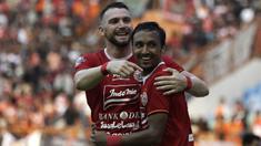 Striker Persija Jakarta, Marko Simic, merayakan gol saat melawan Persela Lamongan pada laga Shopee Liga 1 di Stadion Wibawa Mukti, Bekasi, Jumat (15/11). Persija menang 4-3 atas Persela. (Bola.com/Yoppy Renato)