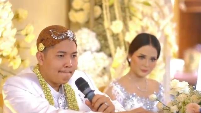 Pernikahan Nopek Novian dan Yulia