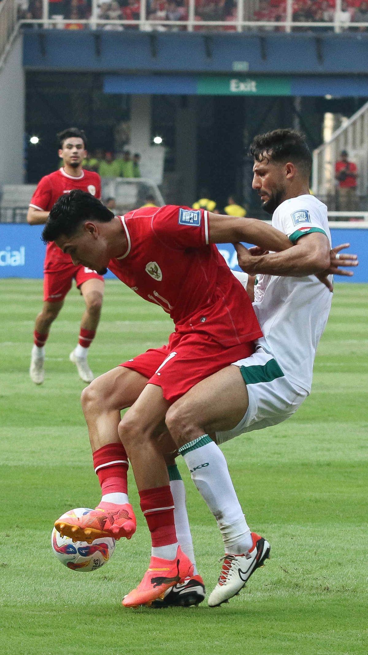 Di hadapan puluhan ribu pendukungnya, Skuad Garuda dipermalukan Irak dengan skor 2-0.&nbsp;Liputan6.com/Herman Zakharia