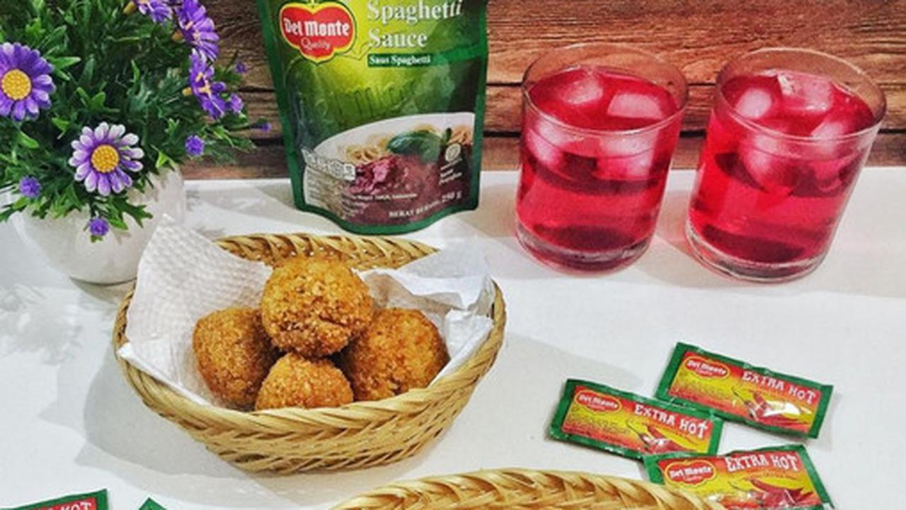 Kornet Bolognese Isi Telur