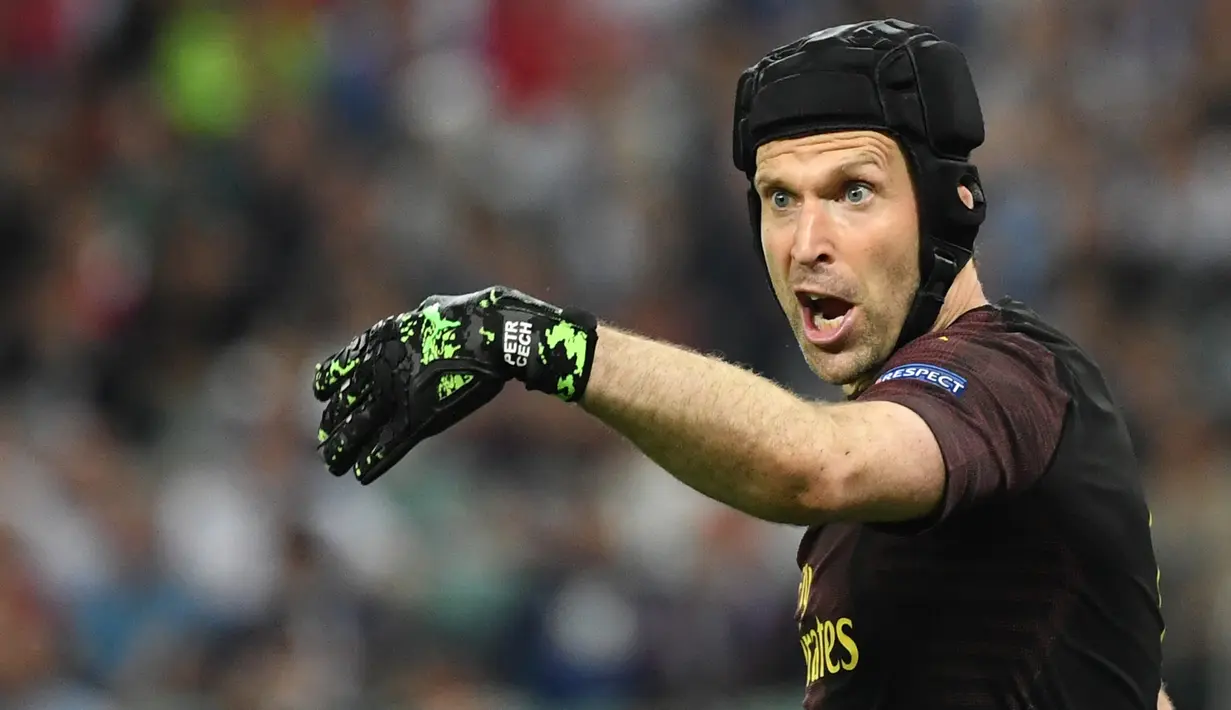 4. Petr Cech - Petr Cech menjadi kiper dengan catatan clean sheets terbanyak. Selama 15 musim bermain di Liga Inggris, Cech mencatatkan 331 clean sheet dalam 749 penampilan. (AFP/Kirill Kudryavtsev)