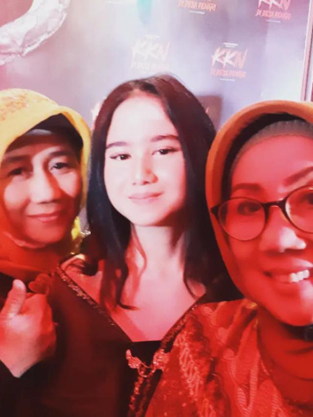 6 Potret Wajah Asli Mbah Dok KKN Di Desa Penari, Beda Banget