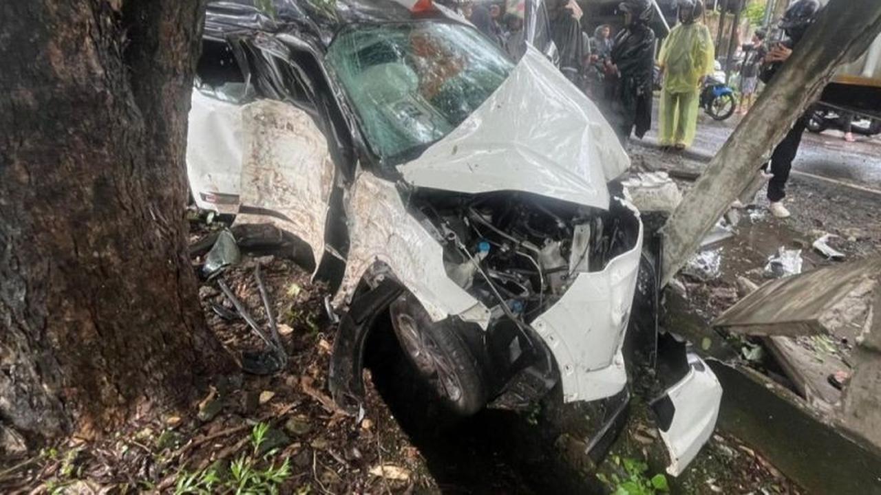 Istri Anggota DPRD Sulsel Meninggal Dunia Akibat Kecelakaan Tunggal di Tol Makassar