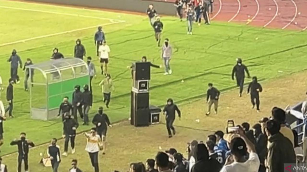 Minta Maaf, Viking Ungkap Cerita di Balik Ricuh Suporter Persib di Si Jalak Harupat