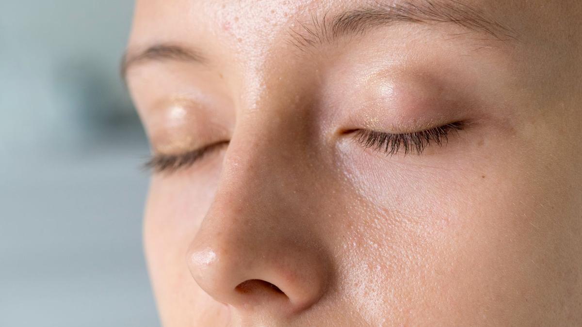 Kulitmu Berminyak? Begini Cara Menjaganya Tetap Segar dan Bebas Kilap Sepanjang Hari