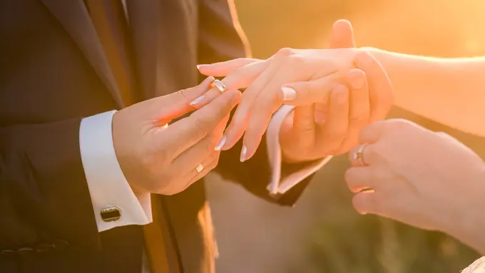 5 Cara Menyiapkan Pesta Pertunangan yang Sederhana tapi Tetap Penuh Makna