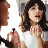 Makeup tahan lama/copyright shutterstock