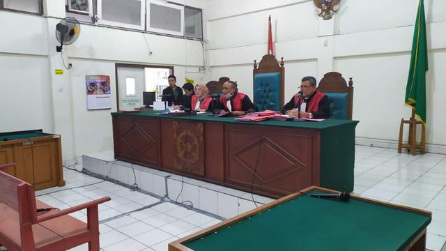 Beri Uang Damai Ratusan Juta, Anggota DPRD Palembang Dapat Hukuman Ringan