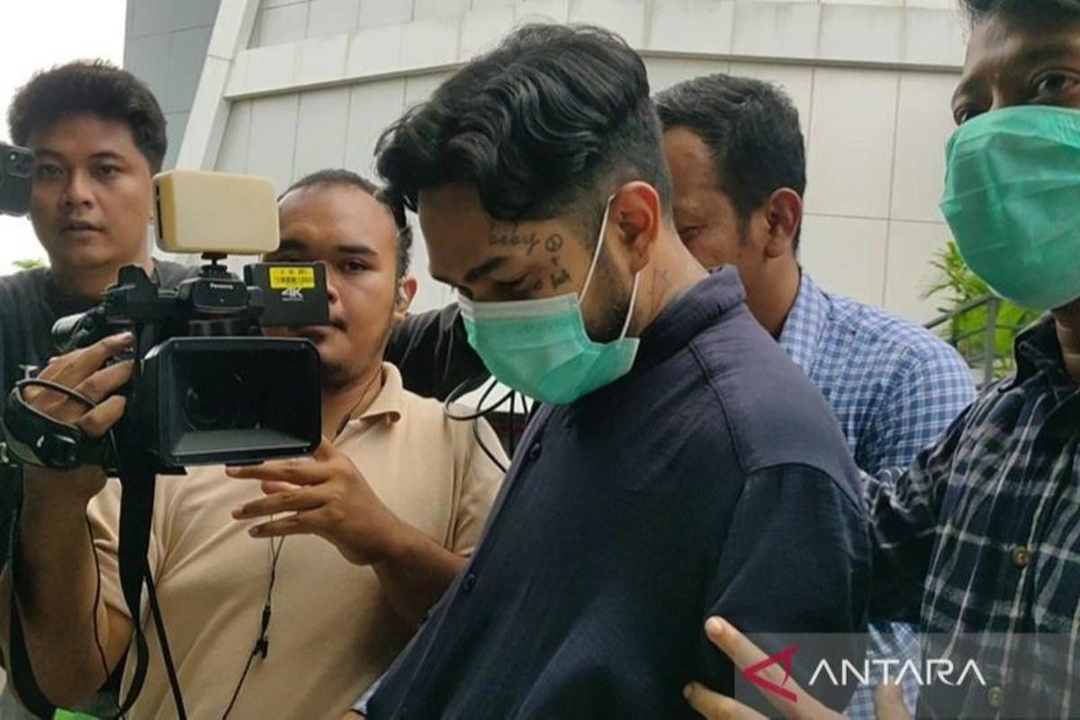 Fakta Mengejutkan! Vokalis Killing Me Inside, Onad Positif Narkoba Ganja dan Ekstasi, Bagaimana Status Hukumnya?
