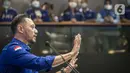 Ketua Umum Partai Demokrat Agus Harimurti Yudhoyono (AHY) saat konferensi pers terkait KLB Partai Demokrat di DPP Pusat Partai Demokrat, Jakarta, Jumat (5/3/2021). AHY memberikan respons atas KLB di Deliserdang yang menetapkan Moeldoko sebagai ketua umum Partai Demokrat. (Liputan6.com/Faizal Fanani)