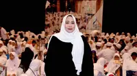 Jenny Rachman beri satunan ke 500 anak yatim di bulan Ramadan