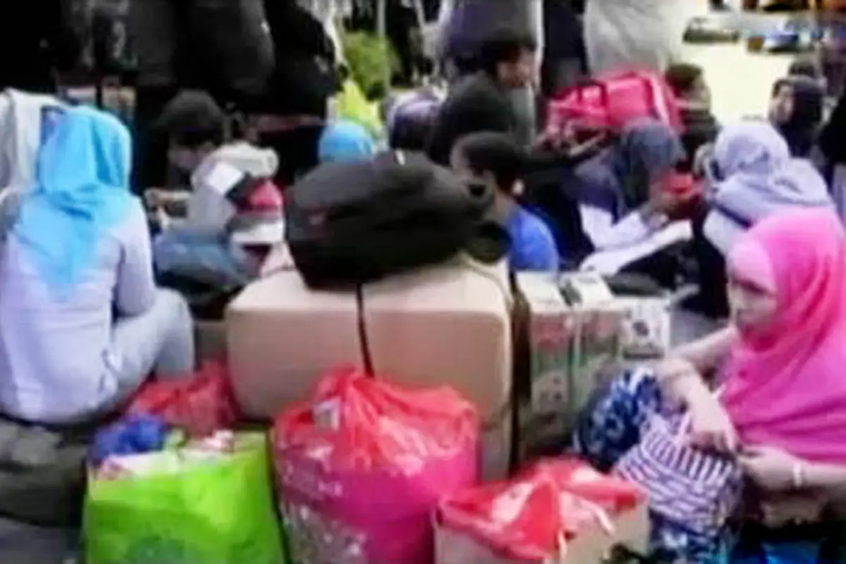 VIDEO: Lebaran, Stasiun Senen Masih Dipadati Pemudik