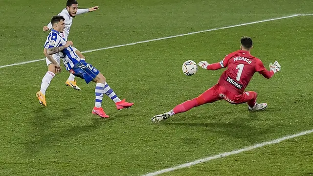 Real Madrid Menang Besar di Markas Deportivo Alaves
