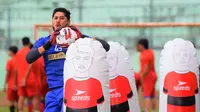 Kiper anyar Arema FC, Adilson Maringa. (Bola.com/Iwan Setiawan)