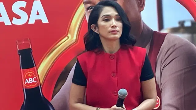 Ussy Sulistiawaty