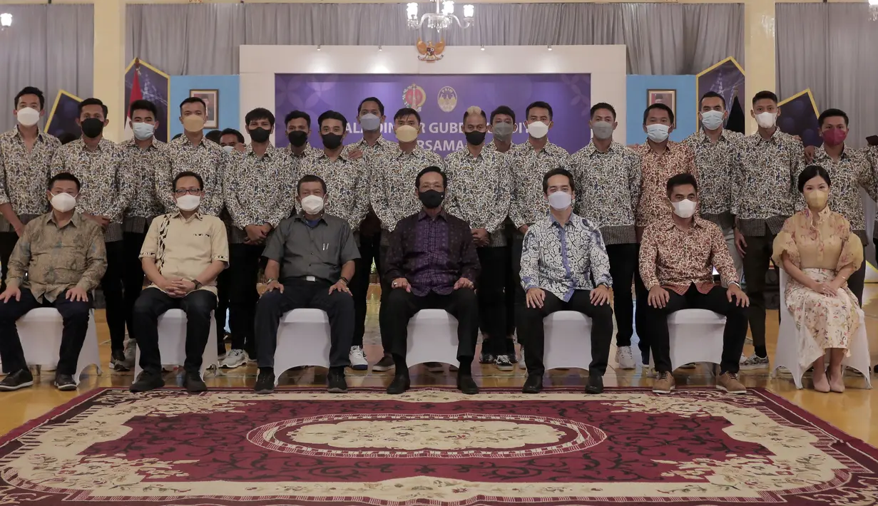 Ngarsa Dalem juga menekankan pentingnya setiap pemain untuk menjaga kestabilan fisik. Sang Gubernur memberikan pesan penting kepada para penggawa PSIM agar tampil maksimal demi raihan prestasi tahun ini. (PSIM/Aji Miswadi)
