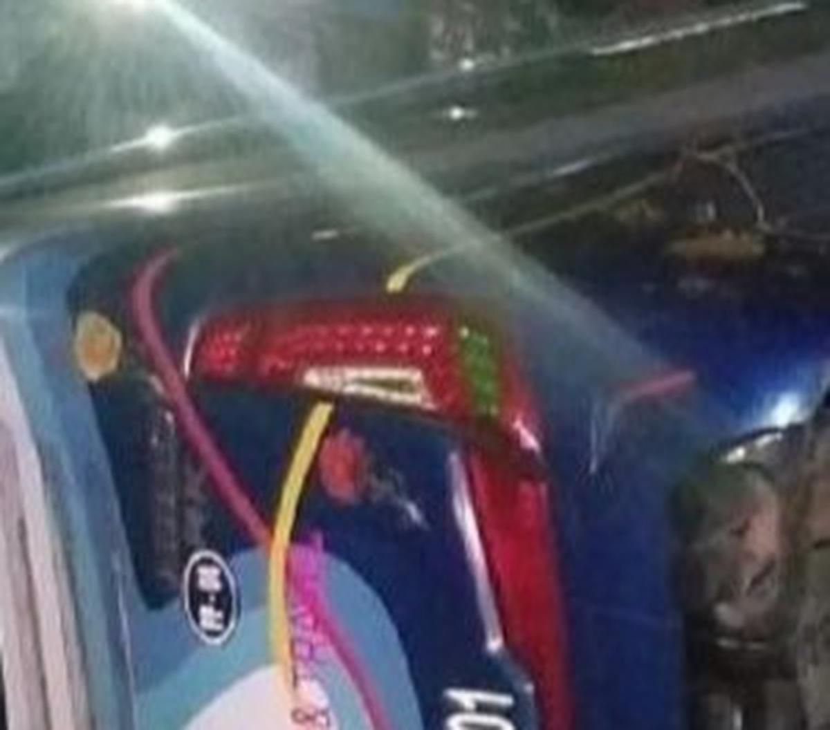 "Benar, telah terjadi kecelakaan lalu lintas di Tol Ngawi-Solo KM 577," kata Kapolres Ngawi menuturkan, Jumat (19/1).<br>