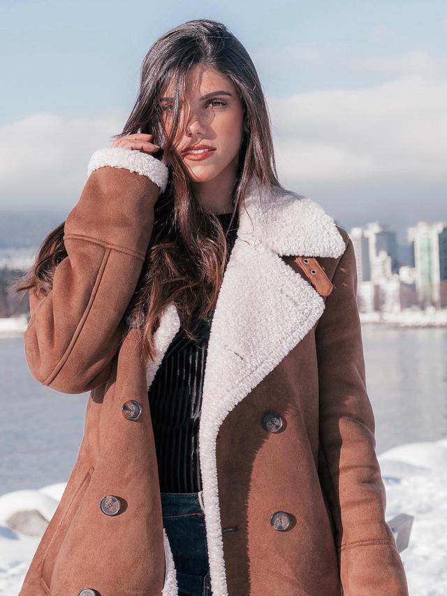 Luana Torres, Pilot Helikopter Cantik Viral Asal Brazil (sumber: instagram/@pilotluana)