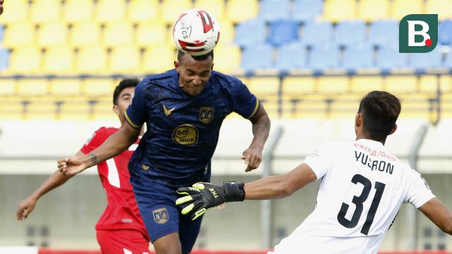 FOTO: Aksi Keren Duel di Udara dalam Babak Penyisihan Piala Menpora 2021