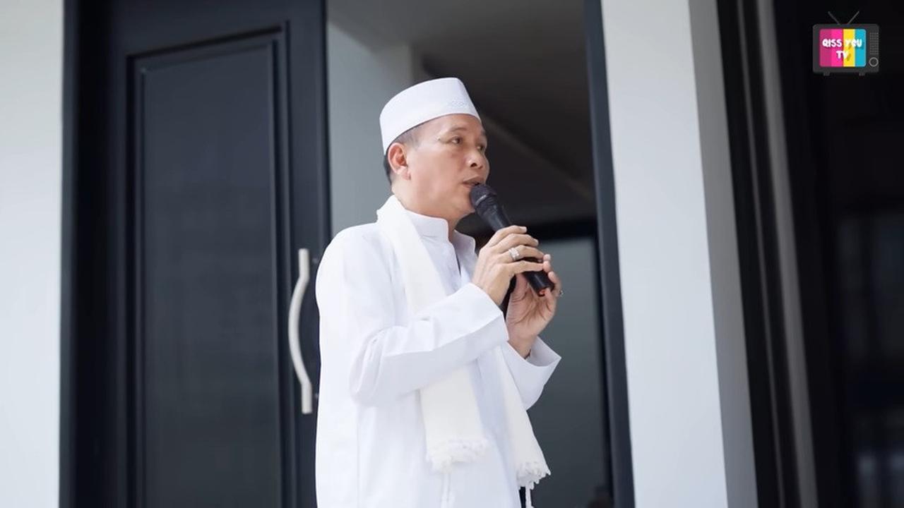 Sambutan Lucu Ayah Rozak