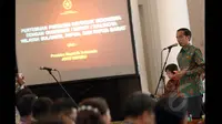 Presiden Joko Widodo dalam rapat koordinasi dengan para bupati  se-Sulawesi dan Papua di Istana Bogor, Jawa Barat, Kamis (29/1/2015). (Liputan6.com/Faizal Fanani)