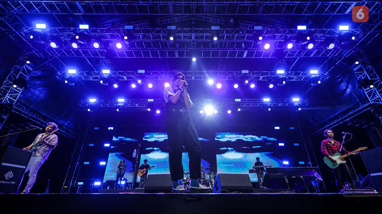 Foto: Hari Kedua KLBB 2026 Pecah! Raisa hingga Sheila on 7 Meriahkan Malam di GBK