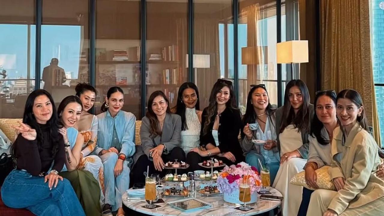Hari Pernikahan dengan Maxime Bouttier Makin Dekat, Luna Maya Dapat Kejutan Bridal Shower Mewah di Shanghai