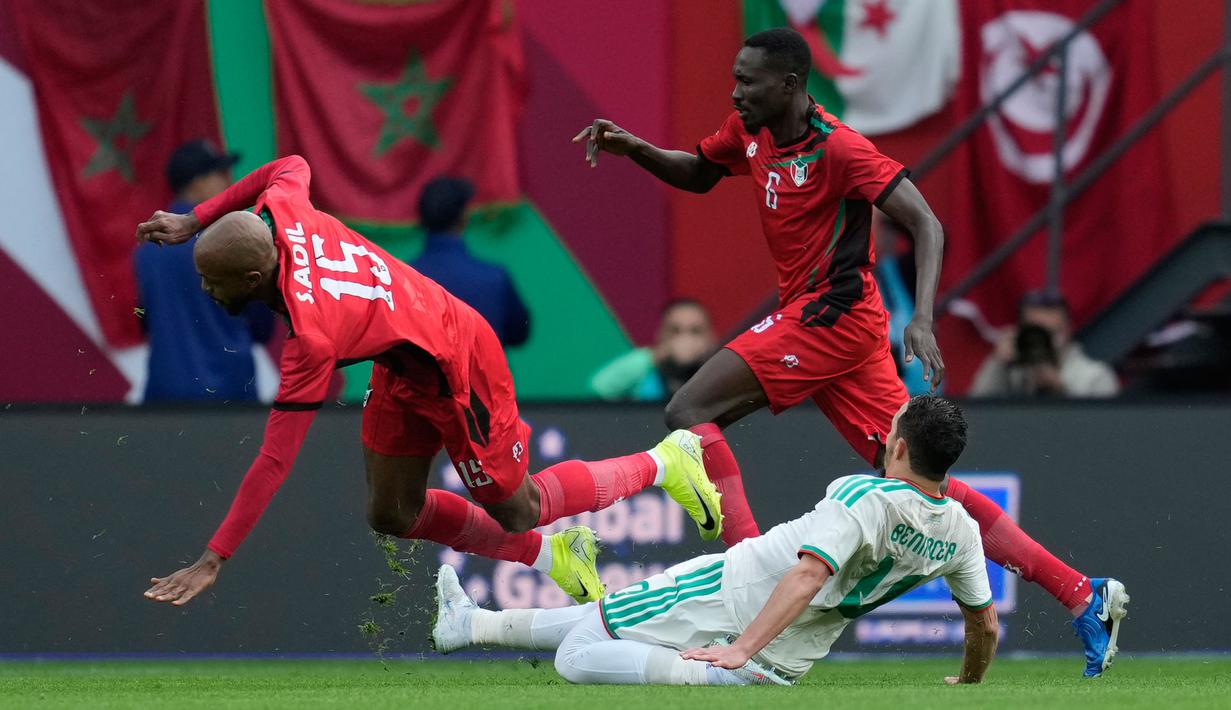 Uniknya, mereka menjadi satu-satunya tim yang melaju ke babak 16 besar tanpa mencetak gol dari para pemainnya. Ini menjadi sejarah baru yang tercipta di Piala Afrika. (AP Photo/Mosa'ab Elshamy)