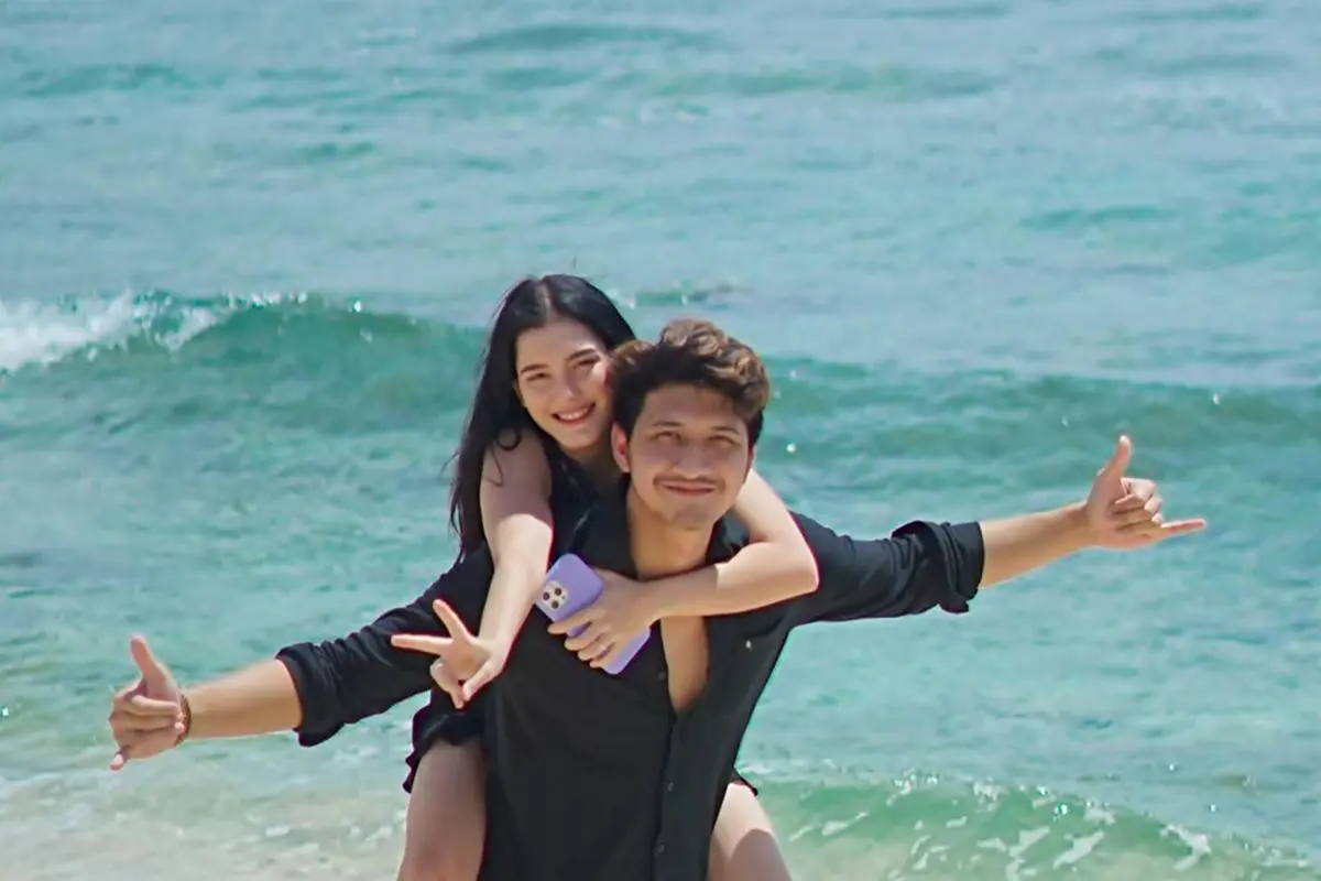 Tampil Serasi, Ini Gaya Kompak Aditya Zoni dan Yasmine Ow yang Selalu Menawan