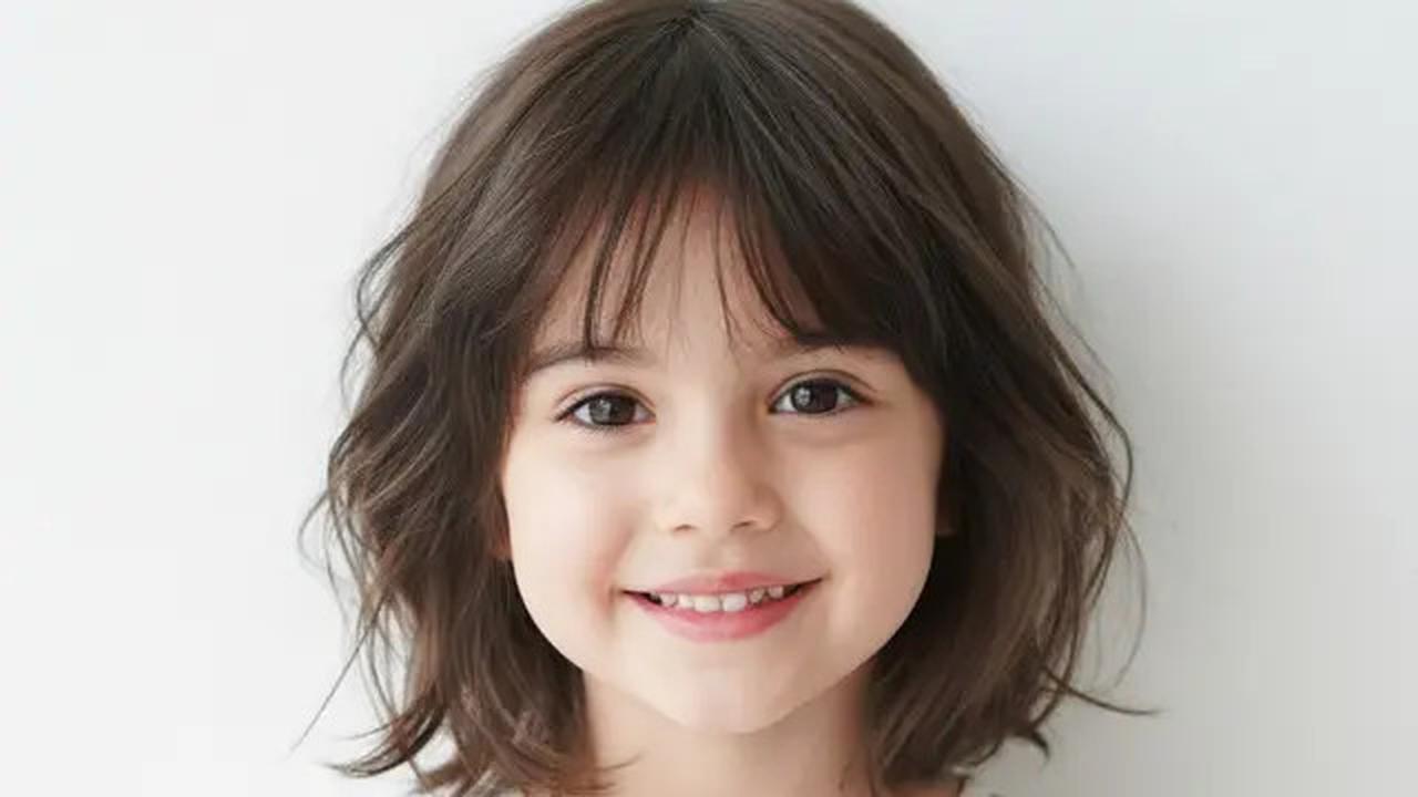 7 Potongan Rambut Anak Perempuan Lucu dan Modis 2025, Bikin Penampilan Si Kecil Makin Cantik