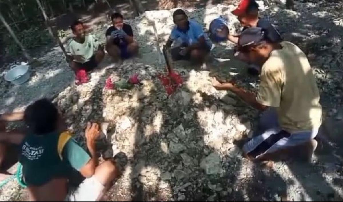 Dikubur