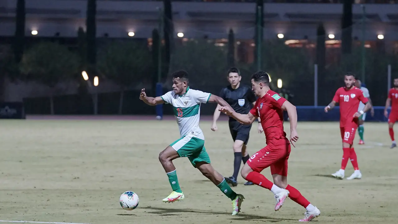 Foto: Uji Coba Jelang Piala AFF 2020, Timnas Indonesia Harus Akui Keunggulan Afghanistan