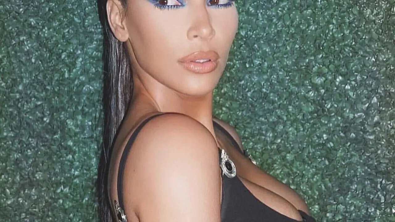 [Bintang] Kim Kardashian