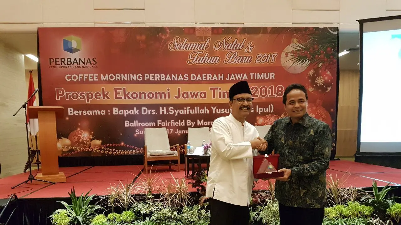 Wakil Gubernur Jawa Timur, Saifullah Yusuf meminta dunia perbankan ikut mendukung pertumbuhan ekonomi di Jawa Timur. (Liputan6.com/Dian Kurniawan)