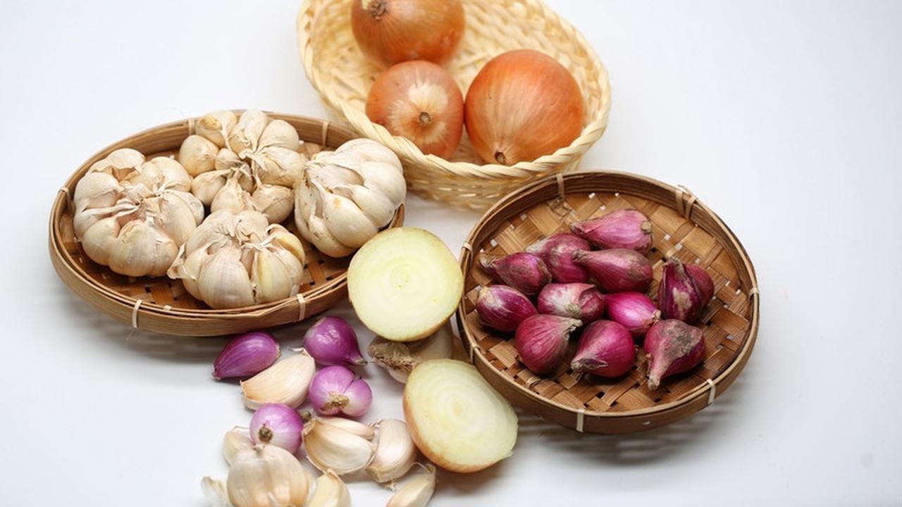 Manfaat BAwang Putih untuk Menurunkan Kadar Kolesterol dan Gula Darah