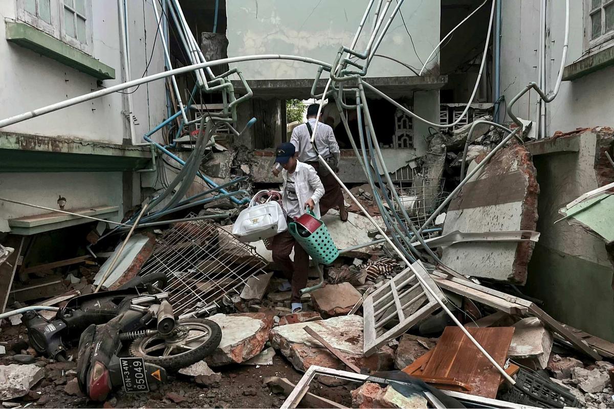 Kerusakan Parah Akibat Gempa Dahsyat Myanmar