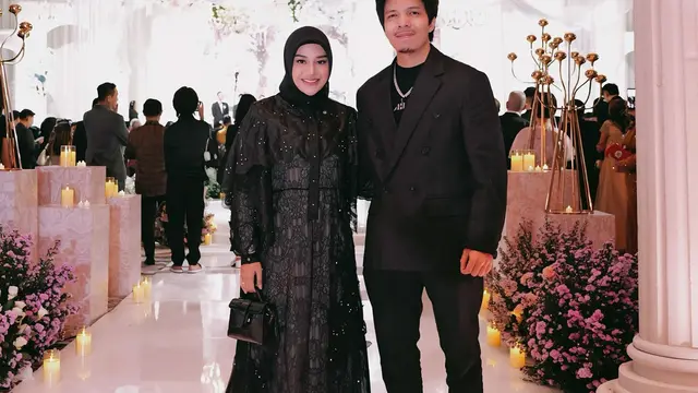 Ipar Rasa Bestie, 6 Gaya Kompak Aurel Hermansyah dan Aaliyah Massaid Hadiri Resepsi Pernikahan Nita Vior