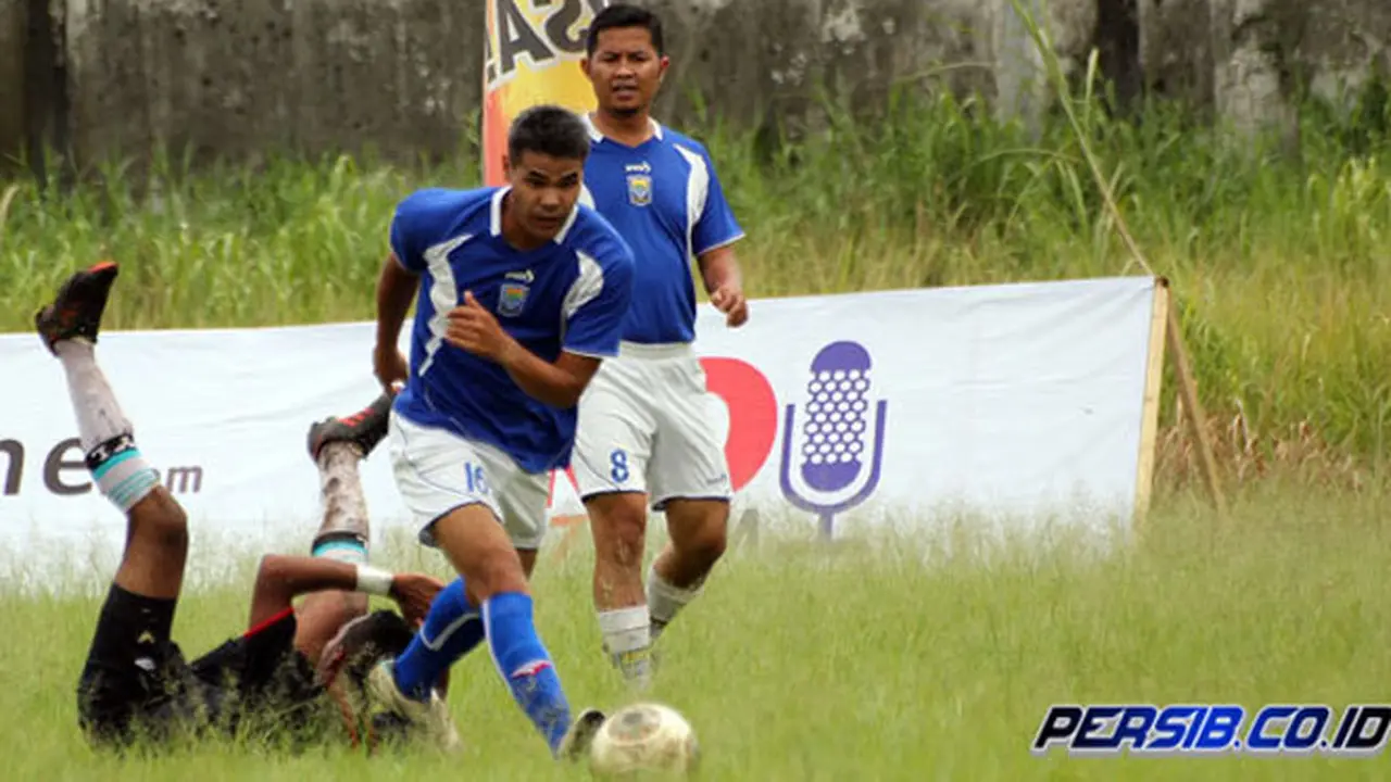 legenda-persib-131208c.jpg