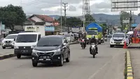 Puncak Arus Balik Libur Long Weekend Isra Miraj, Jalur Arteri Sukabumi-Bogor Macet 4 Kilometer
