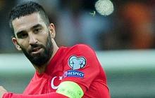 Arda Turan kecam komentar Van Persie