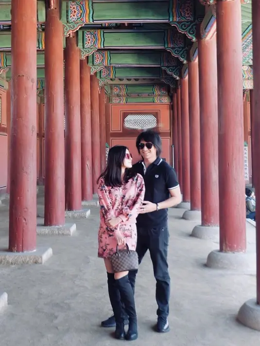 Kevin Aprilio dan Vicy Melanie (Instagram/vicymelanie)