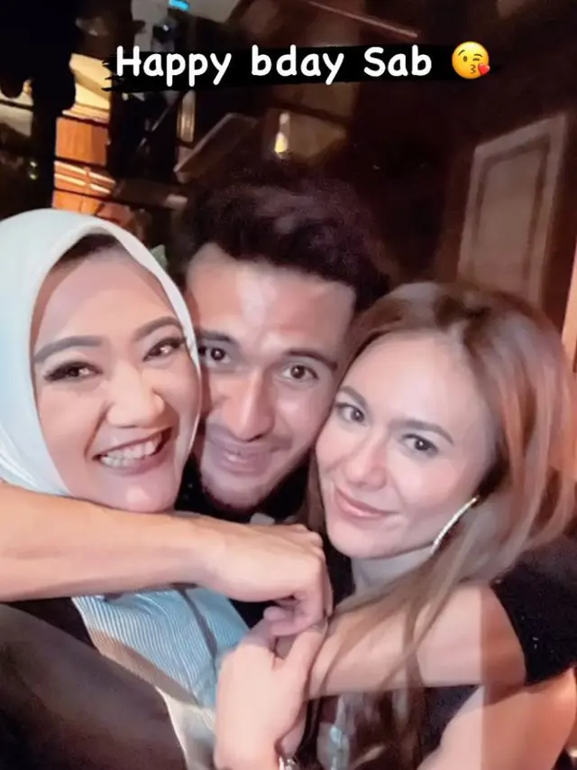 Go Public, Ini 5 Momen Mesra Wulan Guritno dan Sabda Ahessa Atlet Basket