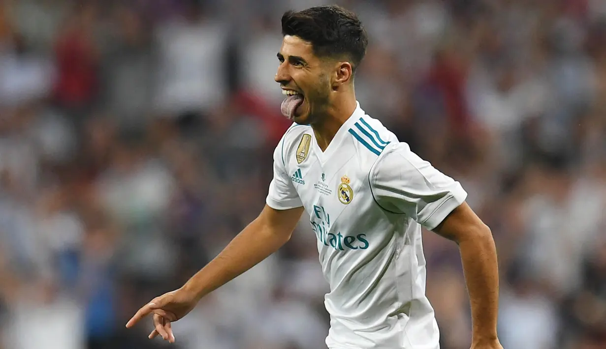 Pria kelahiran kota Palma ini merupakan bagian dari kekuatan utama Timnas Spanyol U-19 saat memenangi Piala Eropa U-19 pada 2015. (AFP/Gabriel Bouys)